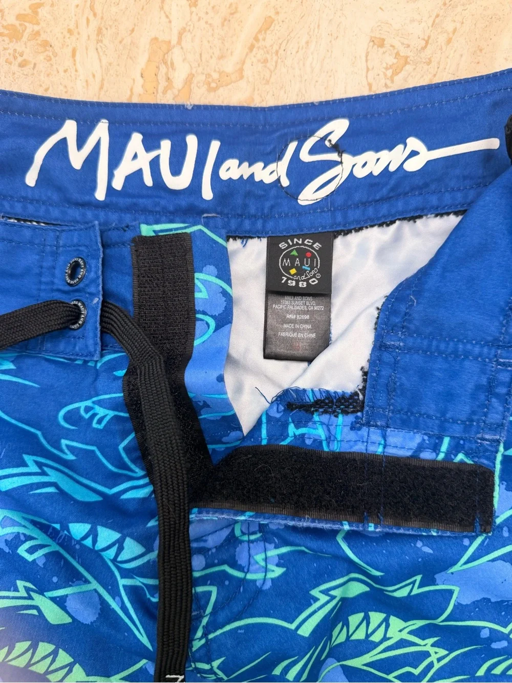 Maui and Sons Blue Shark-Print Boys size 14 Swim Trunks
